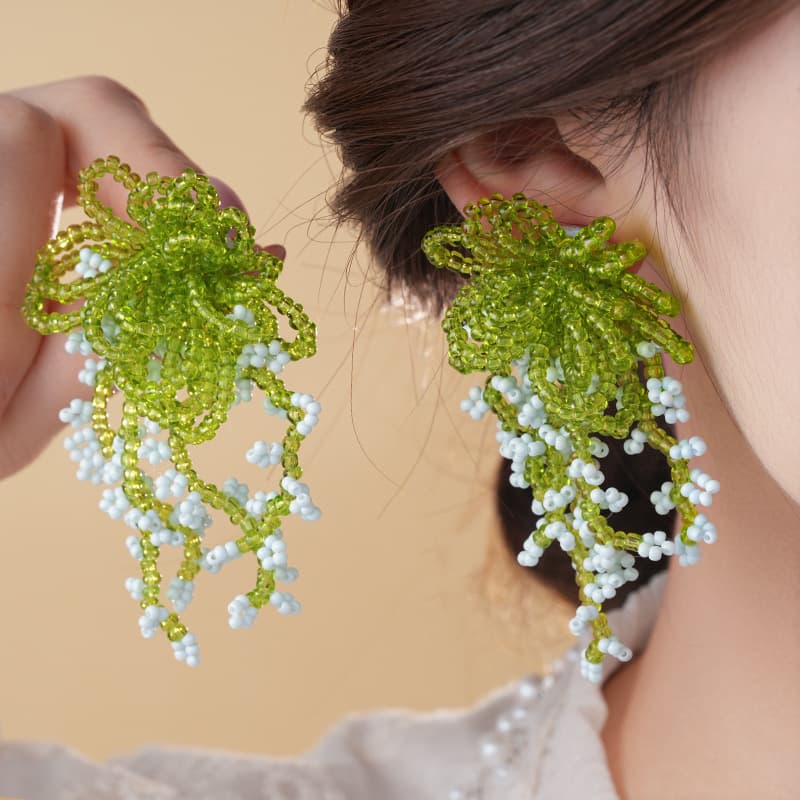 Fern Bow & Ice Berry Seed Bead Drop Earring